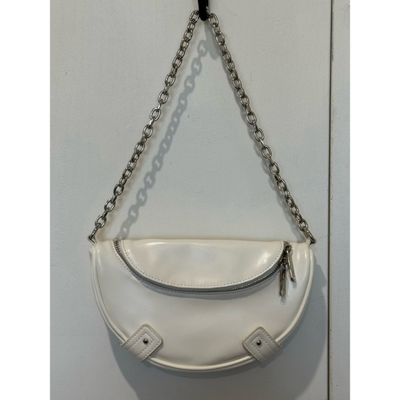 Forever 21 Handbags - Women's Forever 21 White zip close silver chain vegan leather Shoulder Bag